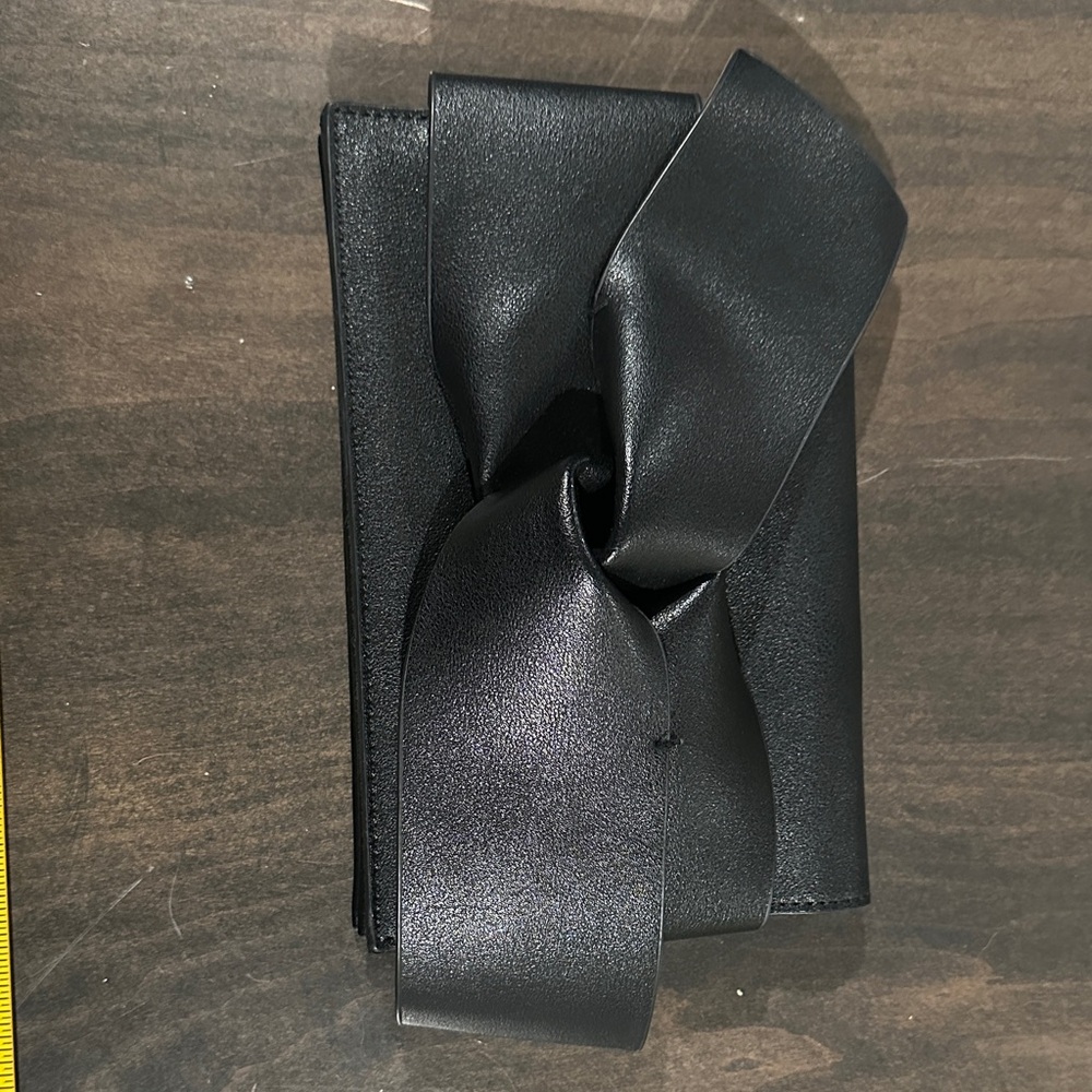 Black Clutch